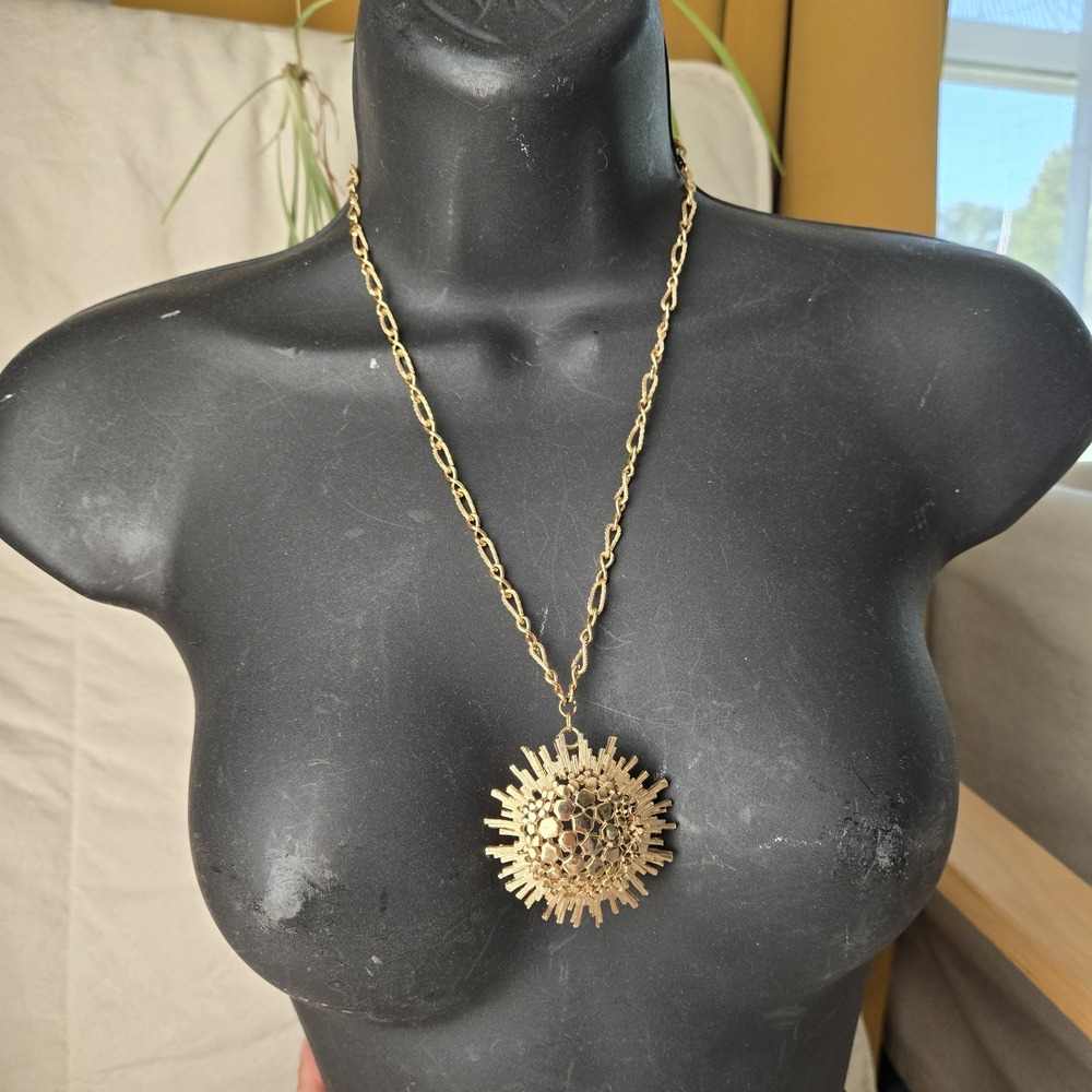 Vintage Napier Sunburst Pendant With Necklace In Gold Tone